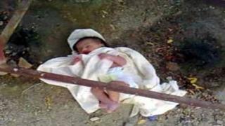 العثور علي جثة طفل حديث الولاده بمياه بحر اليوسفي في المنيا