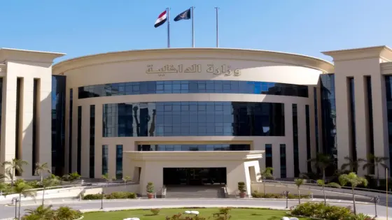 بعد فيديو داخل سيارة.. ضبط محاسب وخطيبته بالقاهرة وتفاصيل الواقعة تتكشف