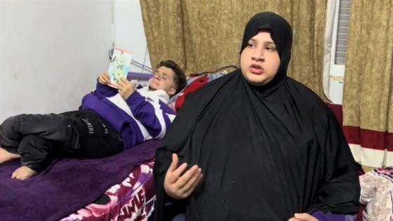 إخلاء سبيل عمر فرج وشقيقه صاحب شخصية “أم عمر” بعد اتهامهما بنشر فيديوهات خادشة للحياء