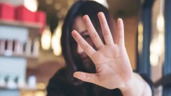 الأجهزة الأمنية تتحقق من مزاعم تحرش بعشرات السيدات في المواصلات