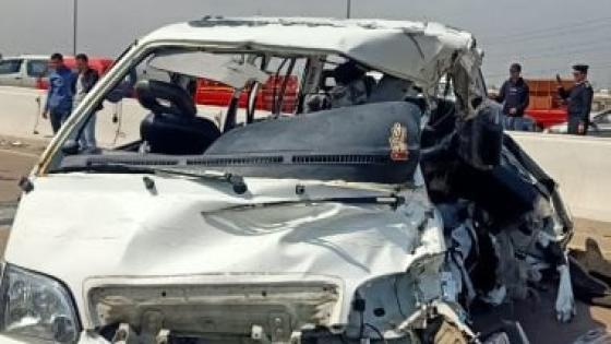 إصابة 6 ركاب في انقلاب ميكروباص أعلى طريق السويس الصحراوي