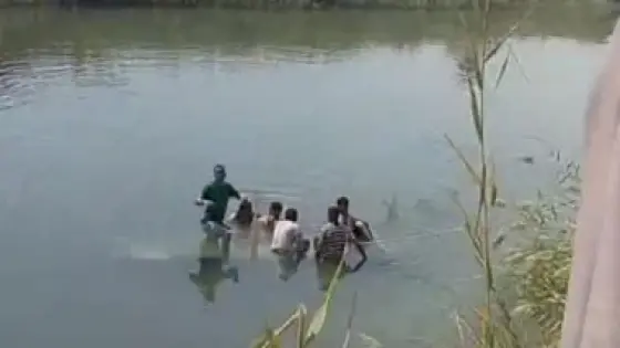 مآسي قنا تتواصل: انقلاب ميكروباص يقتل شخص ويصيب 14 بعد ساعات من حادث أتوبيس