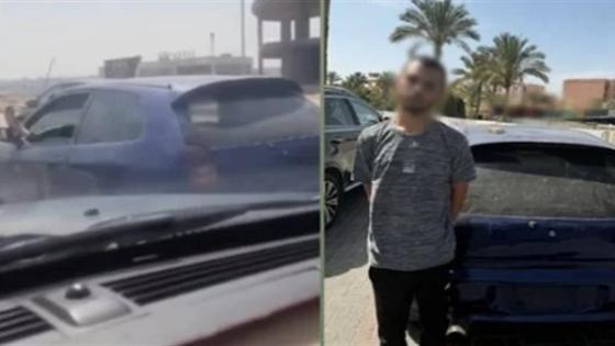 ضبط سائق متهور قاد بسيارته بقدم خارج النافذة في القاهرة
