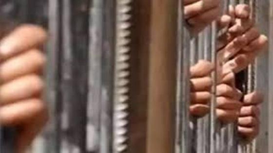 القبض على 4 متهمين لتعاطي المخدرات في عين شمس