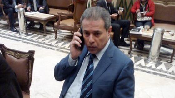 عاجل ..القبض علي عكاشة وترحيله الي قسم اول مدينه نصر