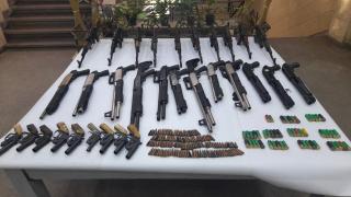 ضبط 425 قطعة سلاح بحوزة 174 متهما بالمحافظات