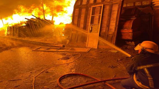 مصرع وإصابة 6 إثر حريق نشب بمخزن بطاطين في القليوبية