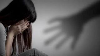 ضبط صانعة محتوى بالتجمع الأول لنشر مقاطع فيديو خادشة للحياء