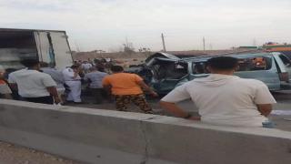إصابة 13 شخصاً في حادث تصادم على طريق أسيوط الصحراوى الغربى
