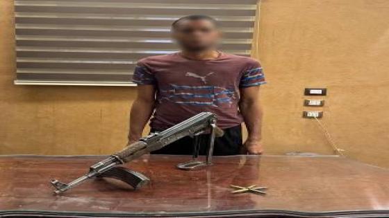 الداخلية: ضبط مرتكب واقعة إطلاق أعيرة نارية في مشاجرة بأسوان أسفرت عن وفاة وإصابة شخصين