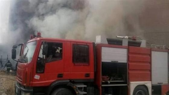 السيطرة على حريق بمخزن مخلفات كارتون وبلاستيك في بلبيس بالشرقية