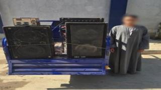 ضبط شخص بحوزته مكبرين صوت لدعاية انتخابية مخالفة بدشنا
