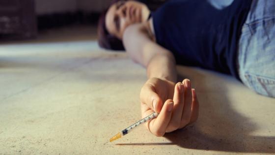 جرعه هيروين تنهى حياه ربه المنزل والنيابه تحبس زوجها بالاسكندريه