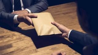 مدير عام بوزارة التنمية المحلية أمام الجنايات لاتهامه بطلب رشوة 1.6 مليون جنيه