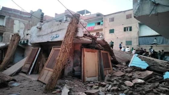 انهيار عقار على سيارة في كفر الشيخ.. والحماية المدنية تواصل جهودها