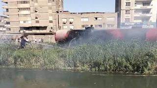 بلاغ عاجل ودخان كثيف.. إخماد حريق بعربة قطار قديمة ببني سويف