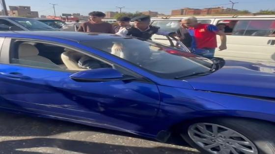 سكران بنها .. دمر 5 عربيات و4 عمدان كهرباء وسقط بيد الشرطة