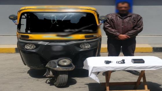 الداخلية تضبط سائق توك توك سرق متعلقات من سيارة شركة في الإسكندرية