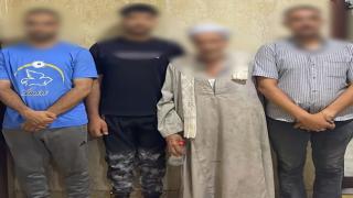 اتهام فرد شرطة سابق وأسرته بالبلطجة وتحطيم كاميرات منزل في حلوان