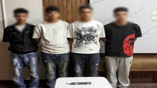 صبية يصورون مقطعًا بألفاظ خادشة في أحد شوارع البحيرة.. وضبطهم وبحوزة أحدهم صاعق كهربائي