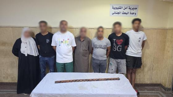 خلافات الجيرة تشعل مشاجرة بين أسرة وعاملين في شبرا الخيمة.. ضبط طرفي الواقعة