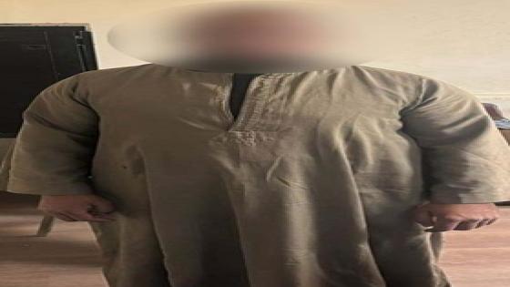 حاول التخلص من كلب ضال داخل “جوال” بسبب شكاوى السكان.. كشف ملابسات فيديو حارس عقار مدينة نصر