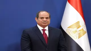 الرئيس السيسي يهنئ رؤساء وملوك العالم بعيد الميلاد المجيد