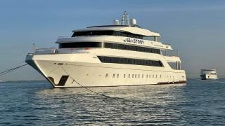 إنقاذ عدد من السائحين كانوا على متن لنش سياحي تعرض للغرق بمرسى علم