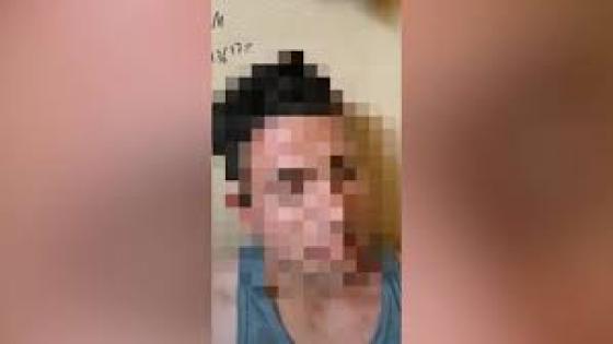 خطف شاب تصويره عاريا