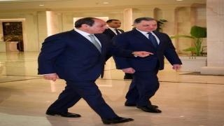 الرئيس السيسي يستقبل وزير الداخلية بمدينة العلمين لمتابعة عدد من الملفات الأمنية