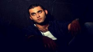 تفاصيل اصابة ممثل شاب بتناول جرعة مخدرات زائدة