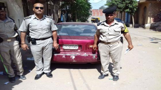 جرس الساعة ارشد عن السيارة المسروقة في الشرقية واكتشفها الضابط وضبطها .